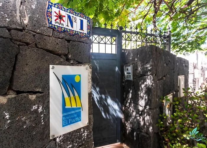 Marina Rubicon Number 1 شقة